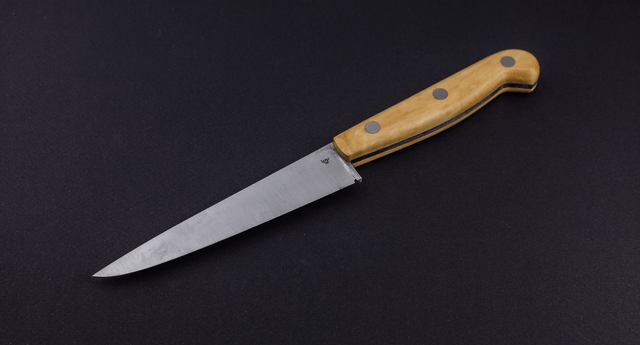 Couteau utile traditionnel - manche en buis, lame carbone