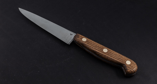Couteau utile traditionnel - manche en orme, lame inox